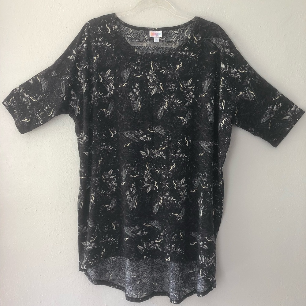 SOLD LulaRoe, Irma Style Tee
